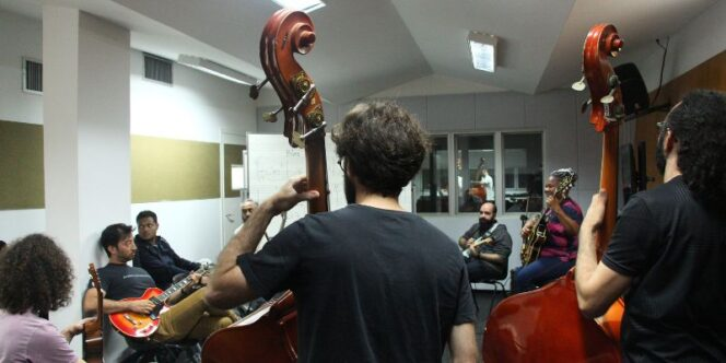 Cover image for Prática Instrumental