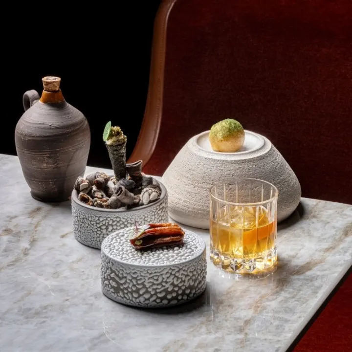 Cover image for ï»¿1 michelin star tasting menu