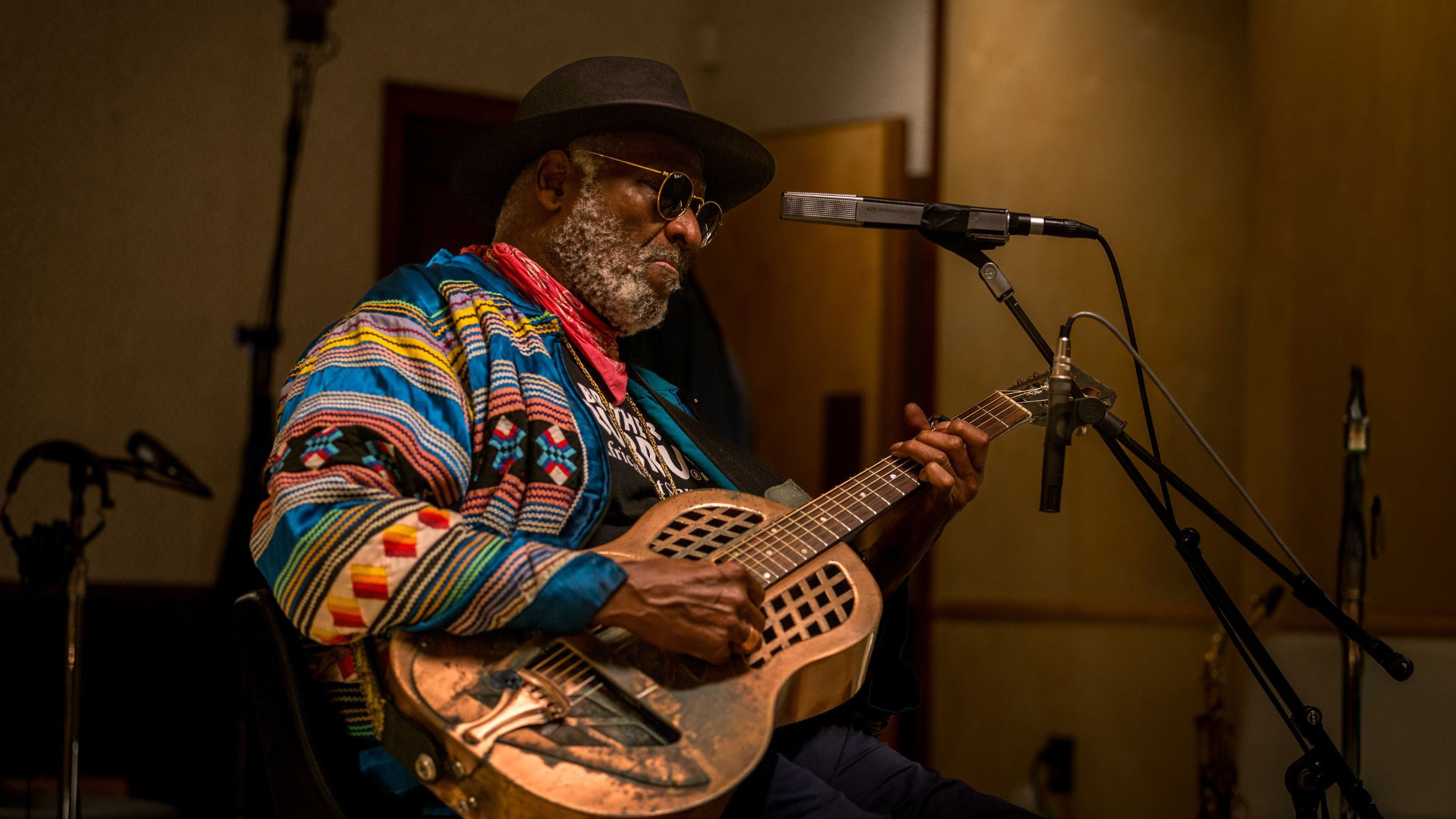 Cover image for Taj Mahal & Keb Mo