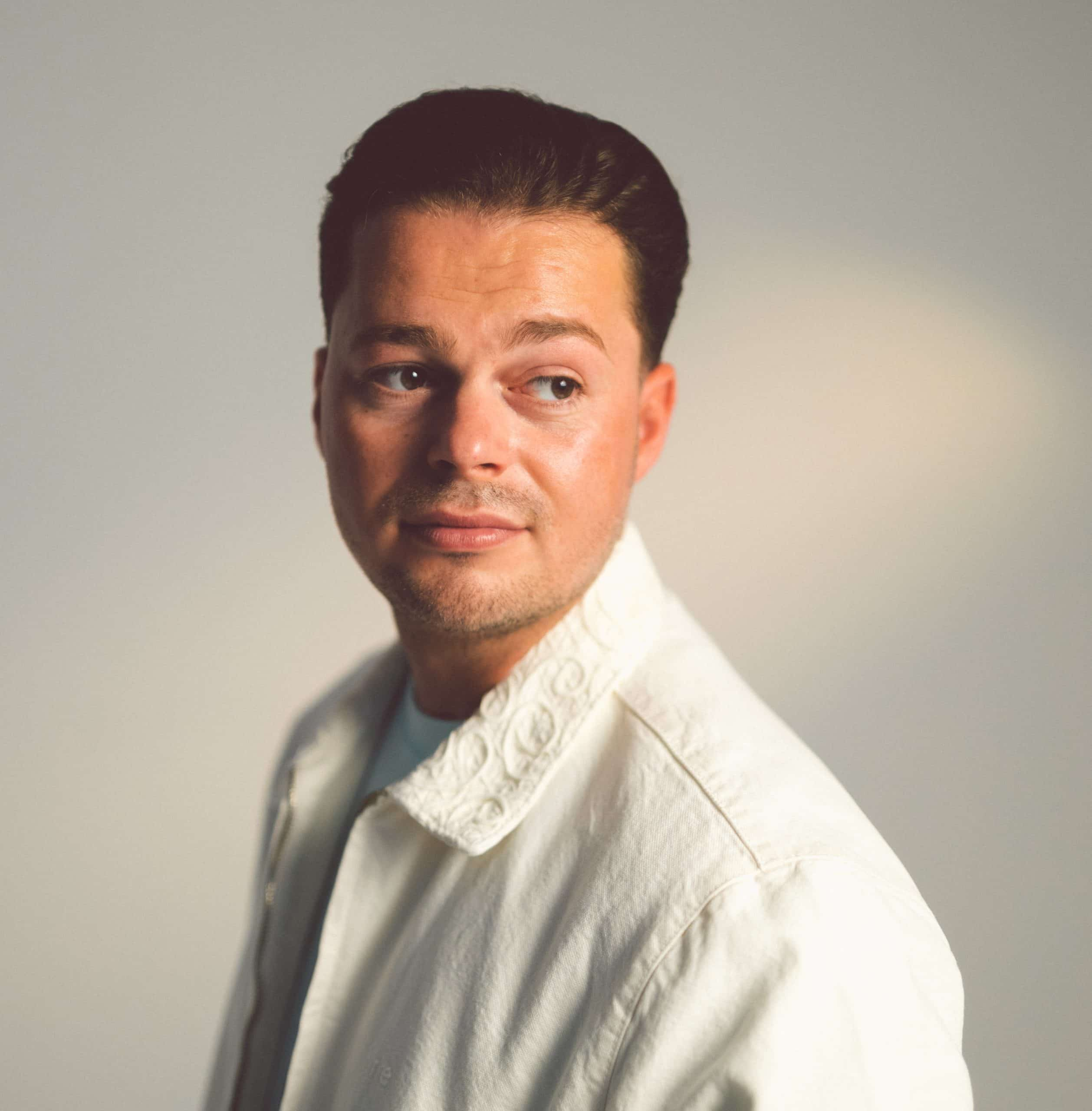 Cover image for Robert van Hemert