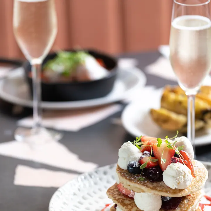 Cover image for Bottomless Brunch at Shakedown