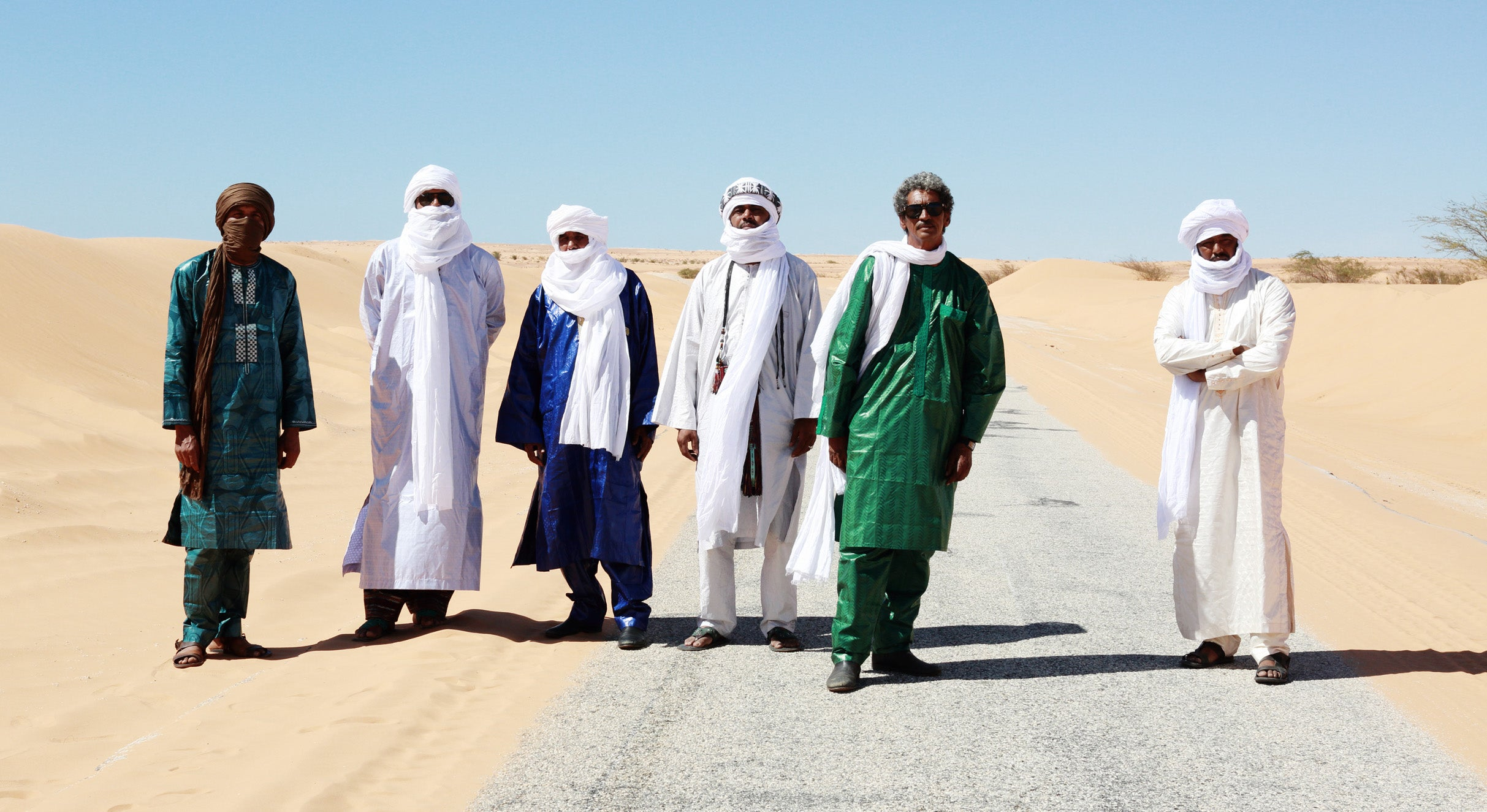 Cover image for Tinariwen
