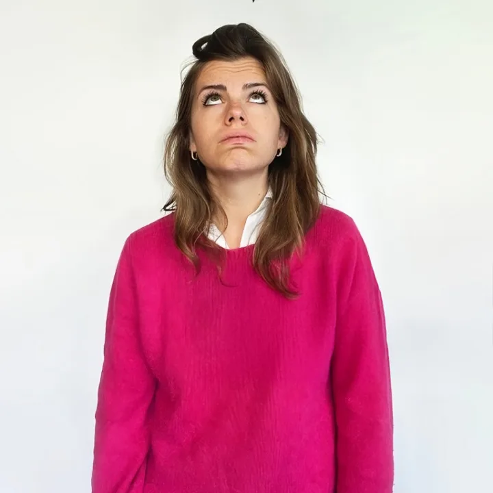 Cover image for Nadia Richard in 'Pourquoi j'attire les connards?' at théâtre BO Saint-Martin