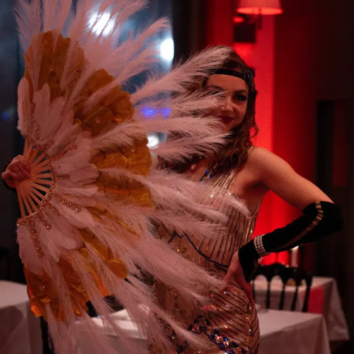 Cover image for Dinner Show The Grand Vegas Show