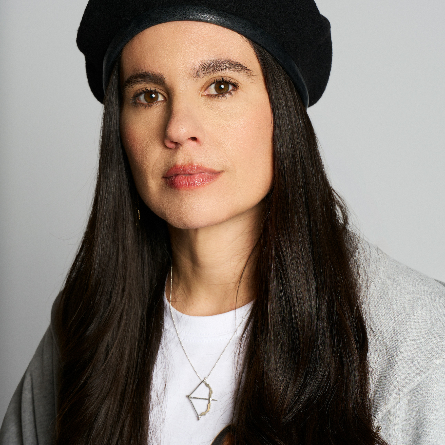 Cover image for Javiera Mena