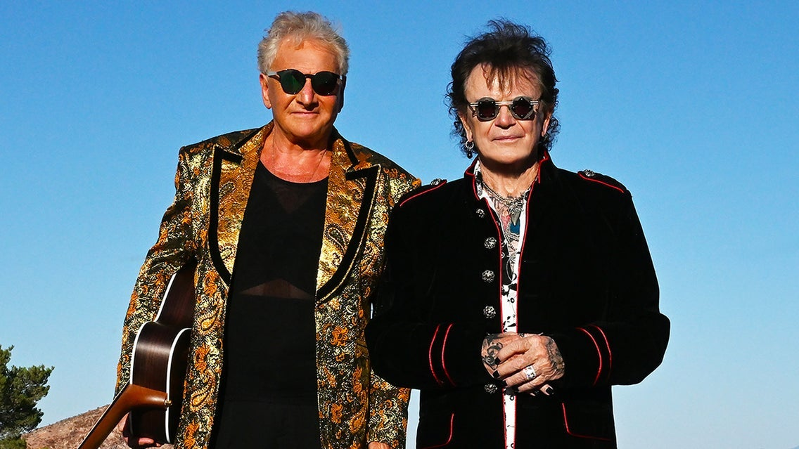 Cover image for Air Supply