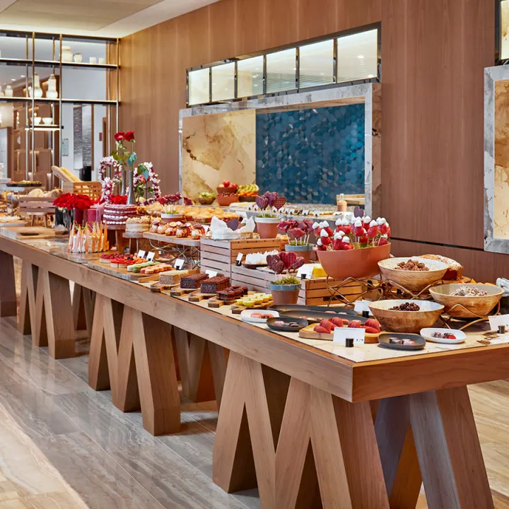 Cover image for ï»¿Deluxe Brunch at the Intercontinental Hotel 5*