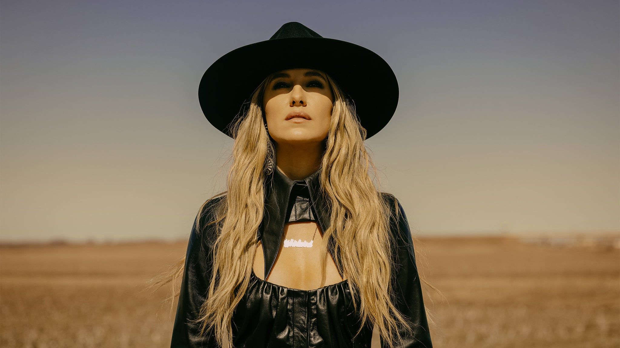 Cover image for Lainey Wilson